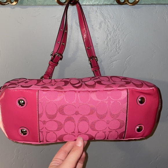 Vintage Hot Pink Coach Purse - Picture 6 of 9